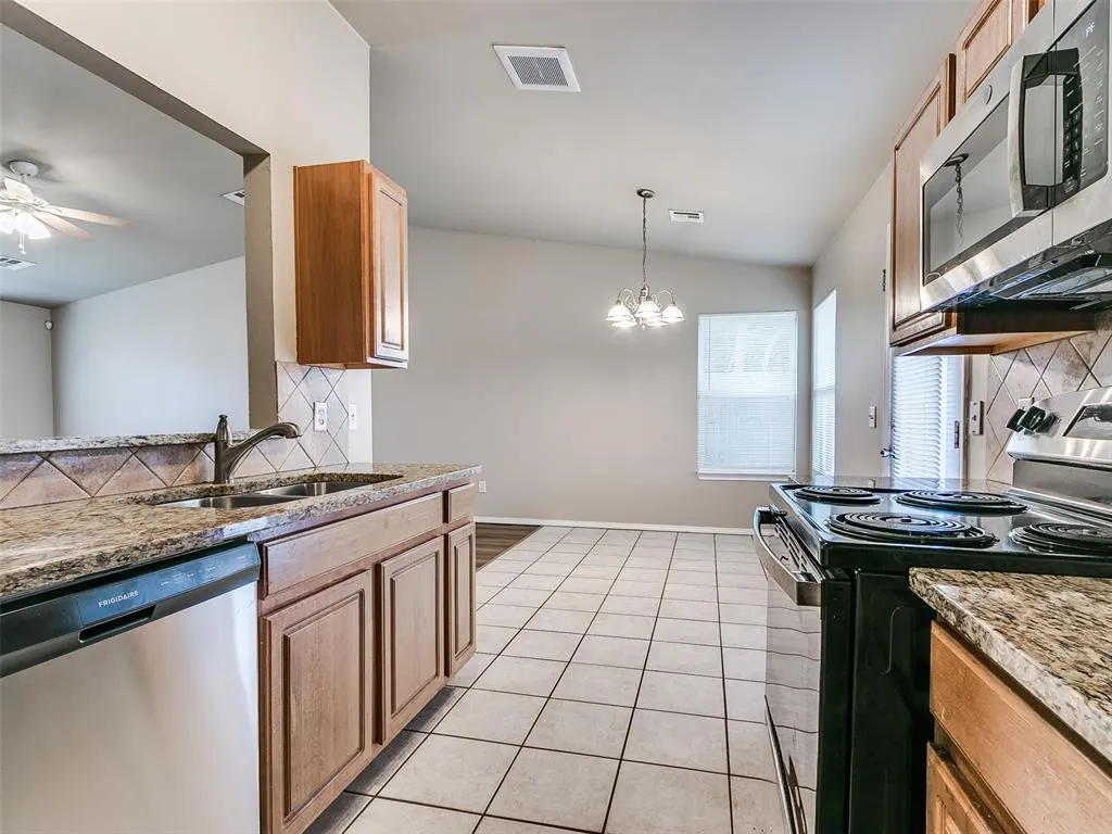 Photo 18 — 2601 Fennel Road, Oklahoma City, OK 73128