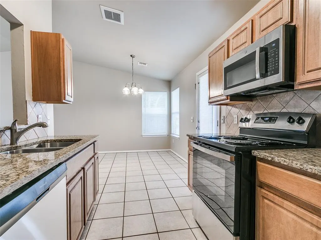 Photo 19 — 2601 Fennel Road, Oklahoma City, OK 73128