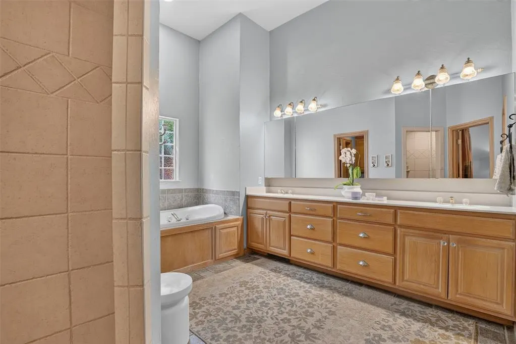 Photo 18 — 2280 Bay Hill Place, Edmond, OK 73034