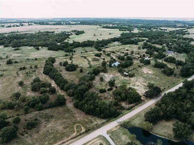 Photo 4 — N Schlegel Road, Cushing, OK 74023