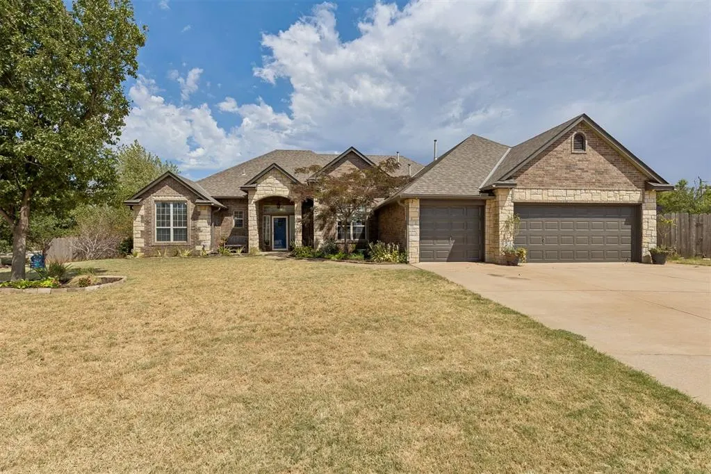 Photo 3 — 44 NW Cypress Street, Piedmont, OK 73078