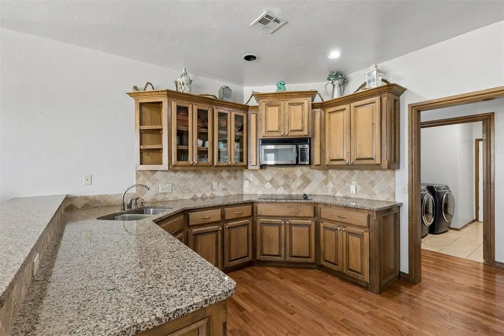 Photo 18 — 44 NW Cypress Street, Piedmont, OK 73078
