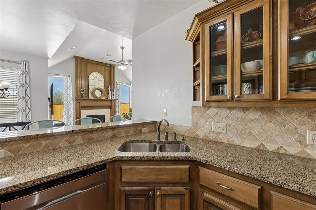Photo 19 — 44 NW Cypress Street, Piedmont, OK 73078