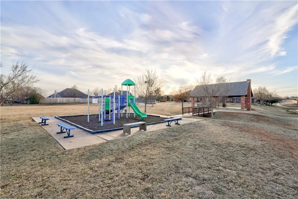 Photo 50 — 44 NW Cypress Street, Piedmont, OK 73078