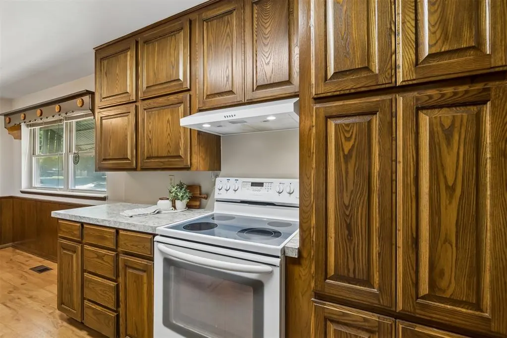 Photo 16 — 124 Ruskin Place, Chickasha, OK 73018