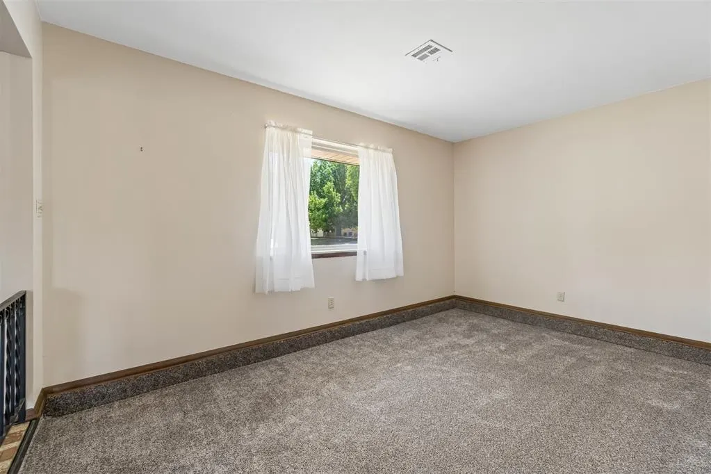Photo 20 — 124 Ruskin Place, Chickasha, OK 73018