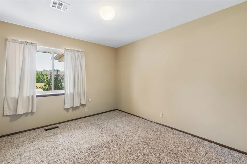 Photo 26 — 124 Ruskin Place, Chickasha, OK 73018