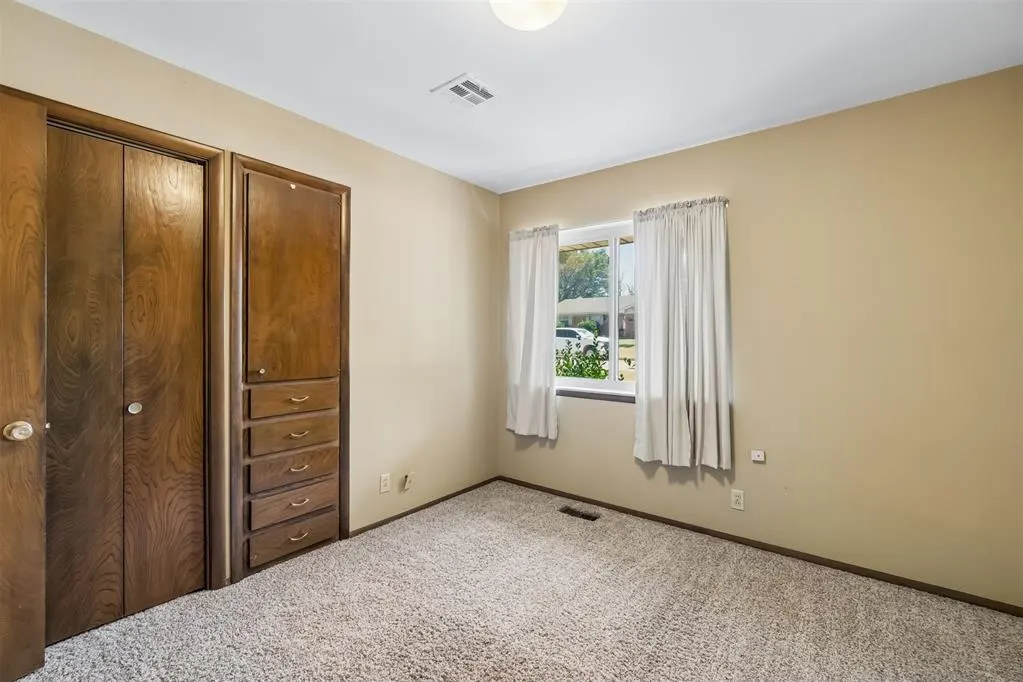 Photo 27 — 124 Ruskin Place, Chickasha, OK 73018