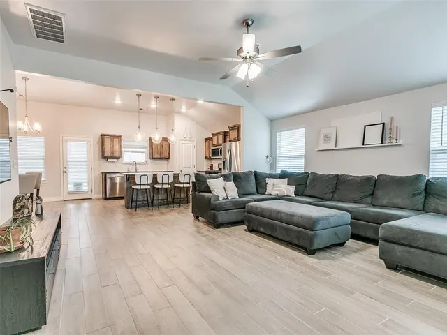 Photo 3 — 16016 Quiet Storm Drive, Oklahoma City, OK 73170