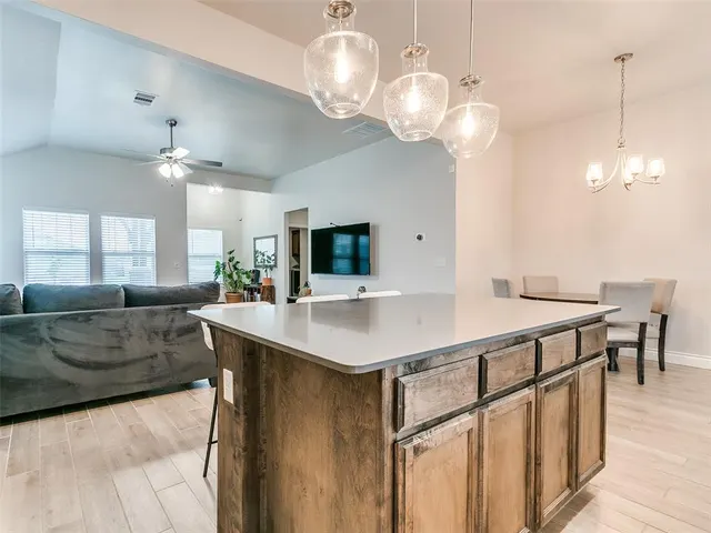 Photo 7 — 16016 Quiet Storm Drive, Oklahoma City, OK 73170