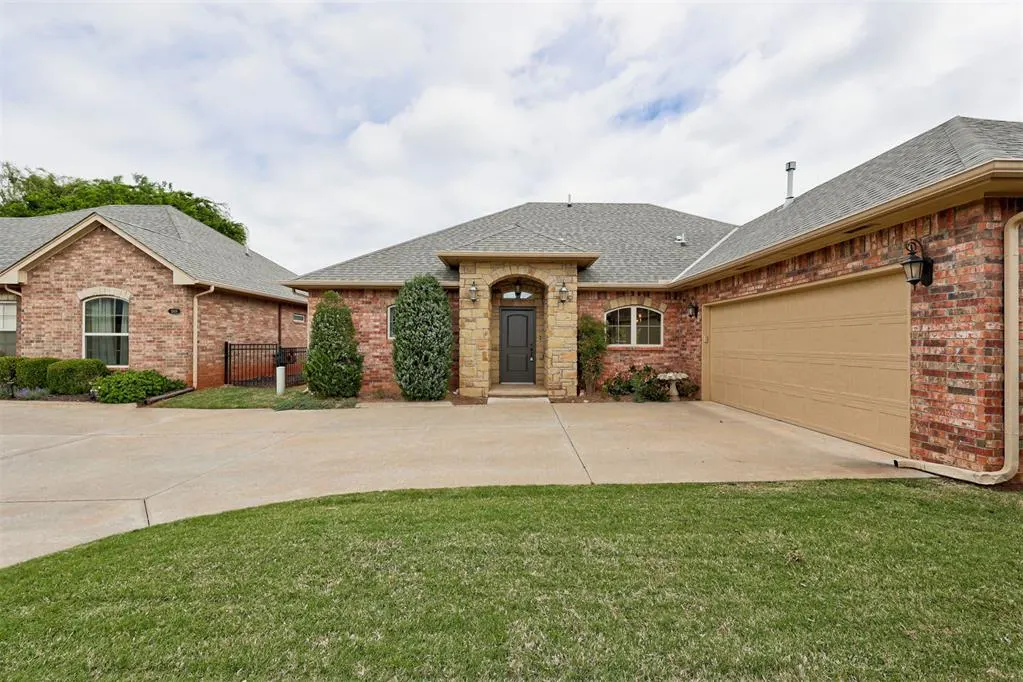 Photo 3 — 5503 NW 128th Street, Oklahoma City, OK 73142