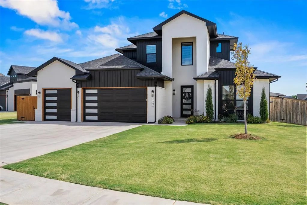 Front exterior — 15444 Bonita Lane, Edmond, OK 73013