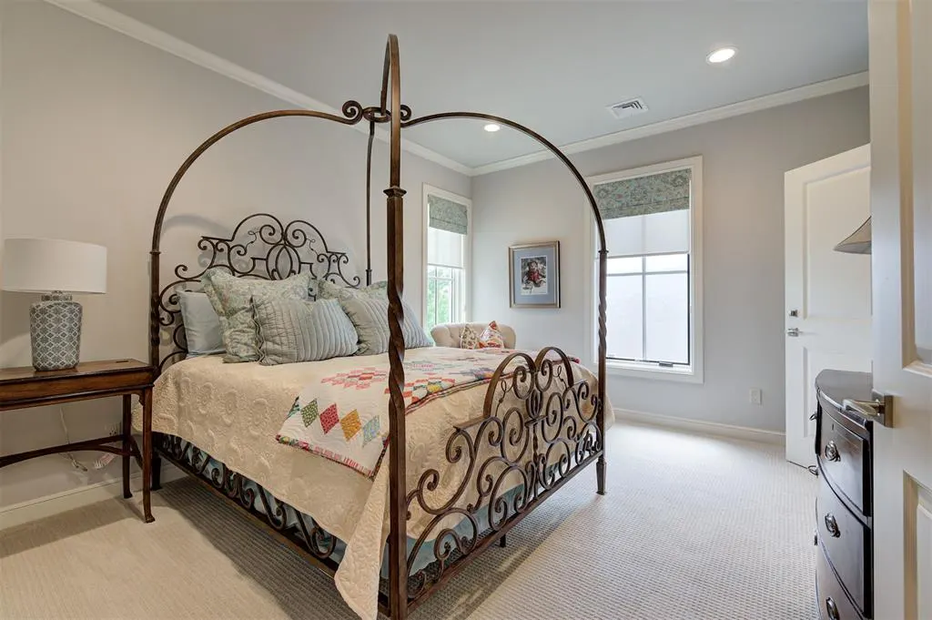 Photo 40 — 1121 Cumberland Court, Nichols Hills, OK 73116