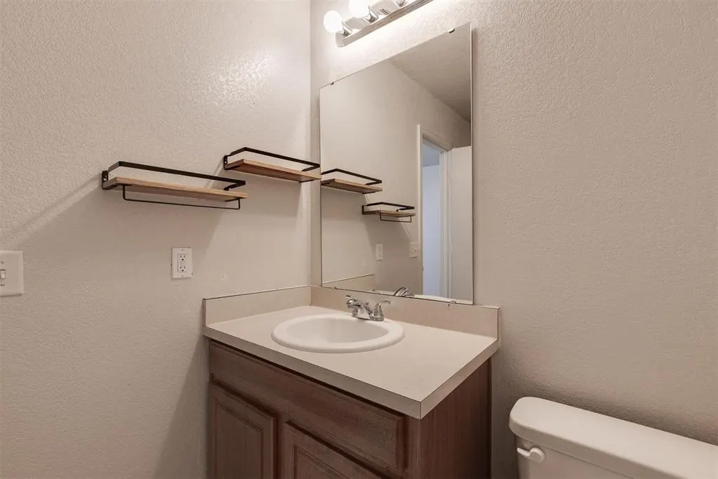 Photo 24 — 10349 Aberdeen Drive, Yukon, OK 73099
