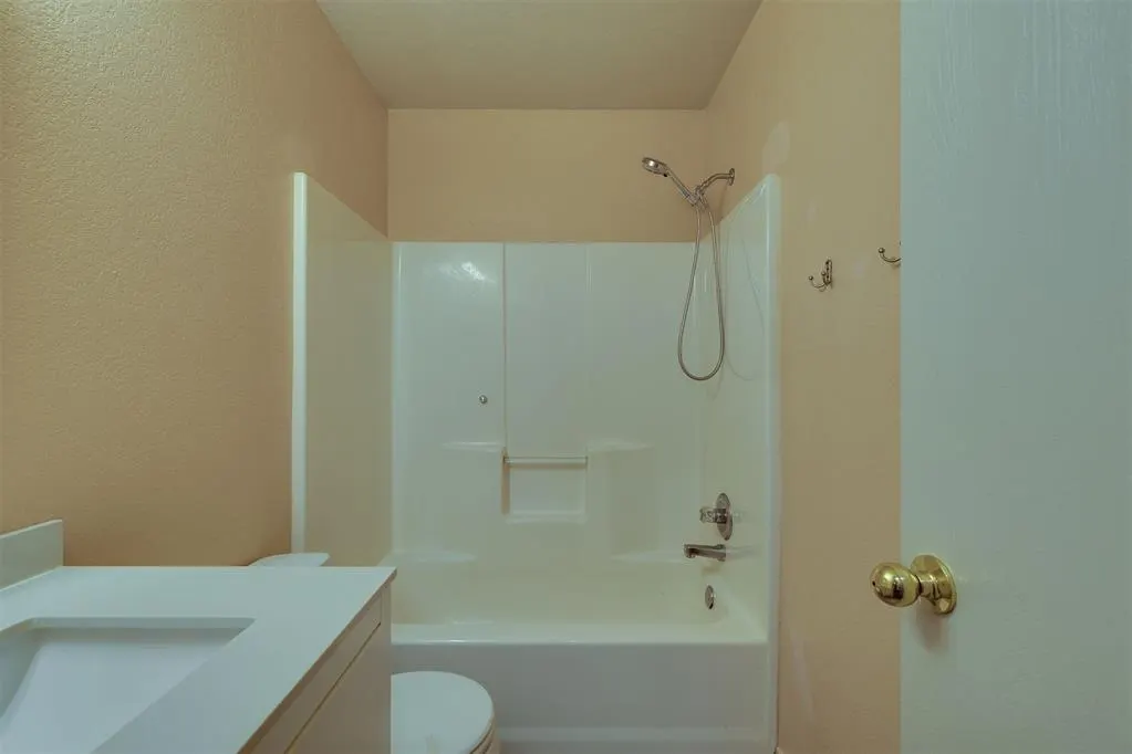 Photo 31 — 10349 Aberdeen Drive, Yukon, OK 73099