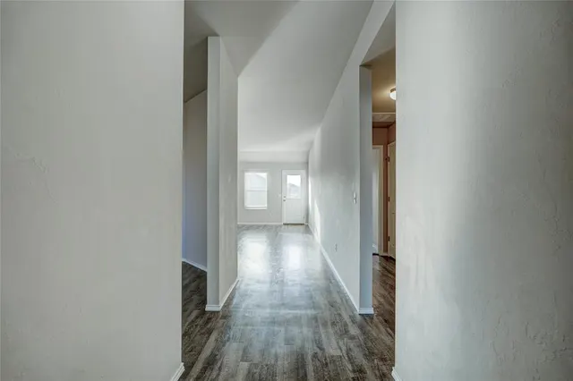 Photo 5 — 10620 SW 23rd Terrace, Yukon, OK 73099