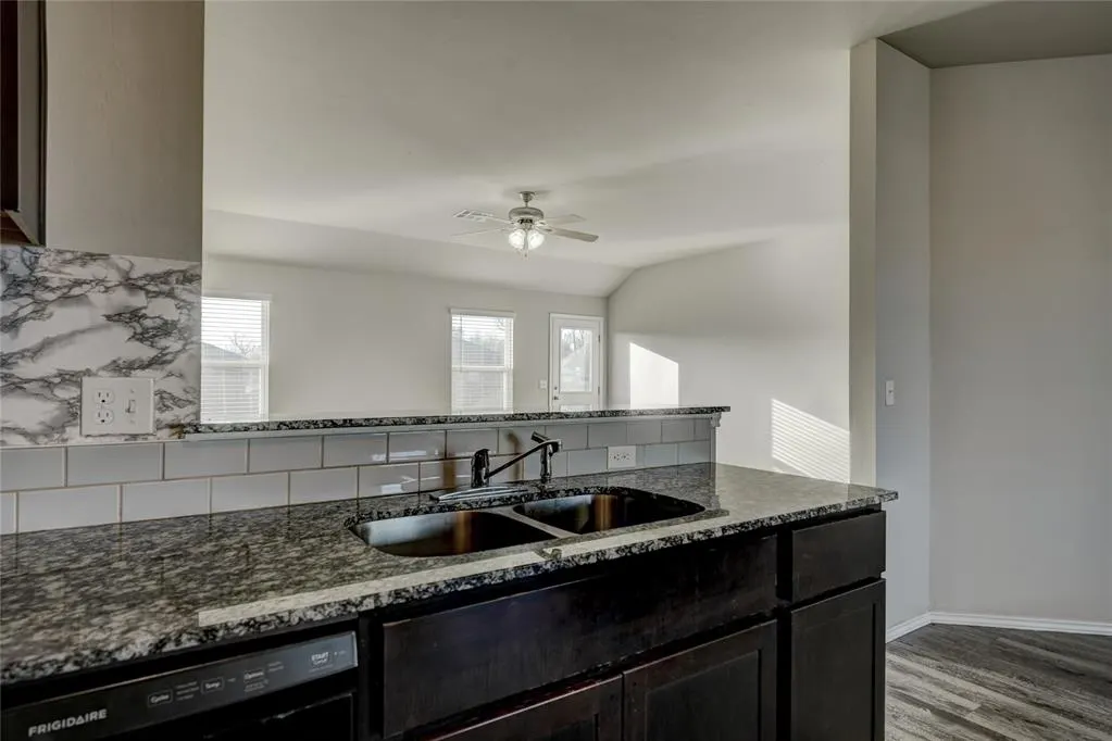 Photo 22 — 10620 SW 23rd Terrace, Yukon, OK 73099