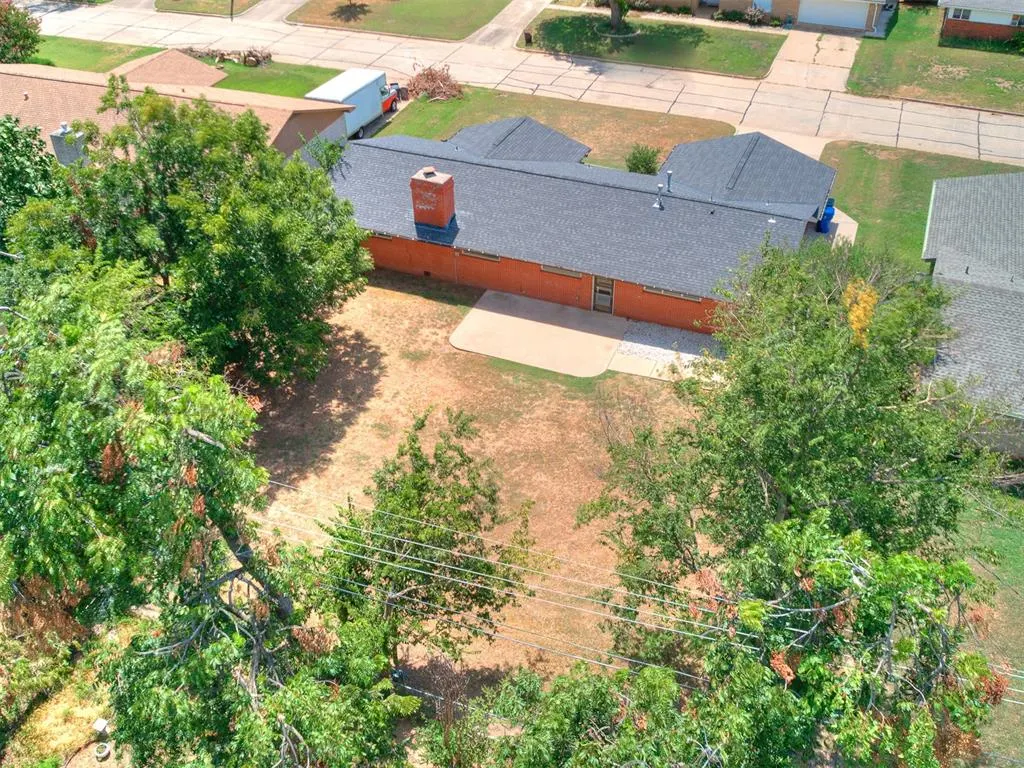 Photo 4 — 1415 Aladdin Street, Norman, OK 73072
