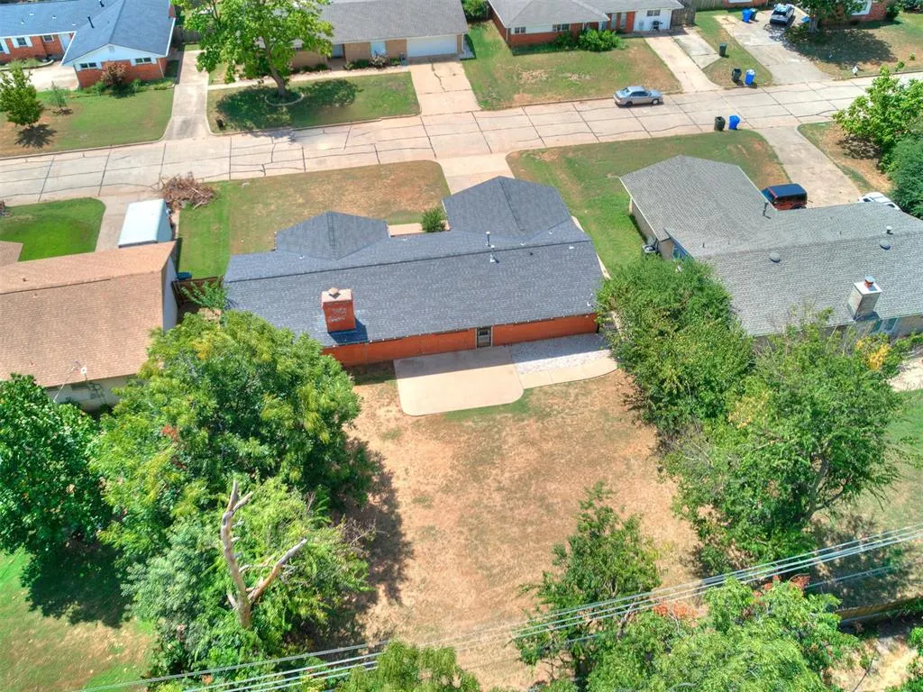 Photo 5 — 1415 Aladdin Street, Norman, OK 73072