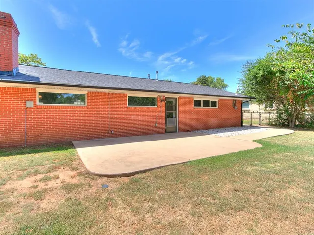 Photo 8 — 1415 Aladdin Street, Norman, OK 73072