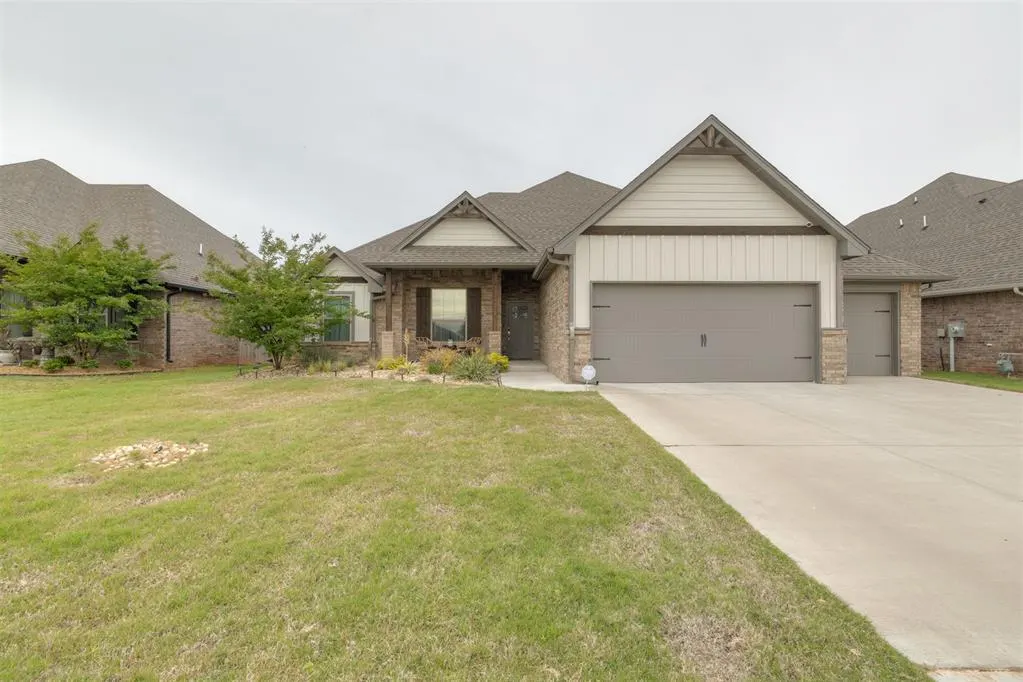 Photo 5 — 801 Bison Crossing Drive, Yukon, OK 73099