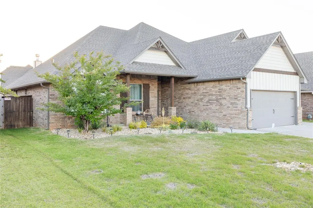 Photo 7 — 801 Bison Crossing Drive, Yukon, OK 73099