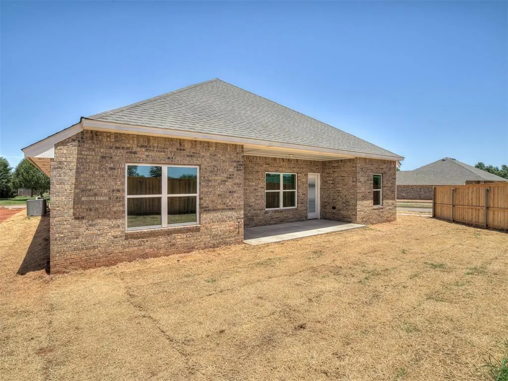 Photo 38 — 11700 SW 15th Terrace, Yukon, OK 73099