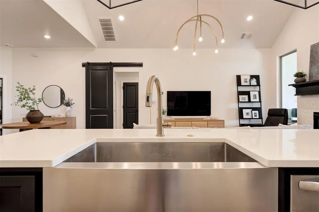 Photo 18 — 2900 Heather Haven, Moore, OK 73160