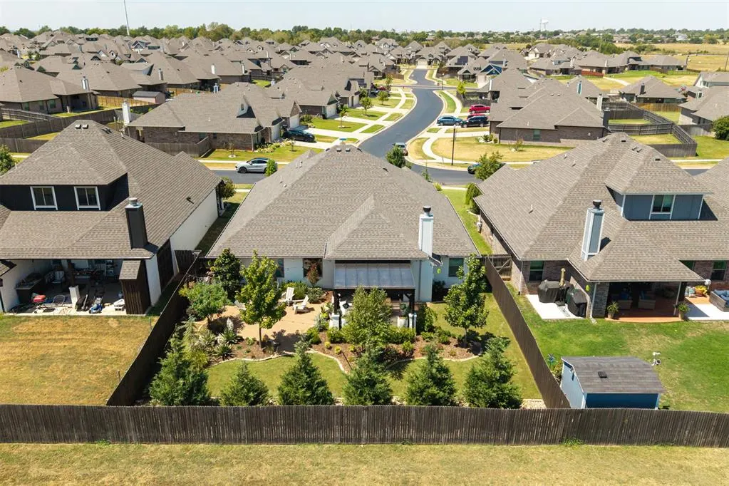 Photo 49 — 2900 Heather Haven, Moore, OK 73160
