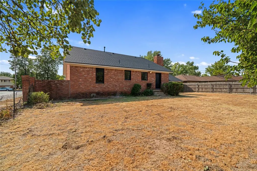Photo 33 — 1102 N Noble Avenue, Watonga, OK 73772
