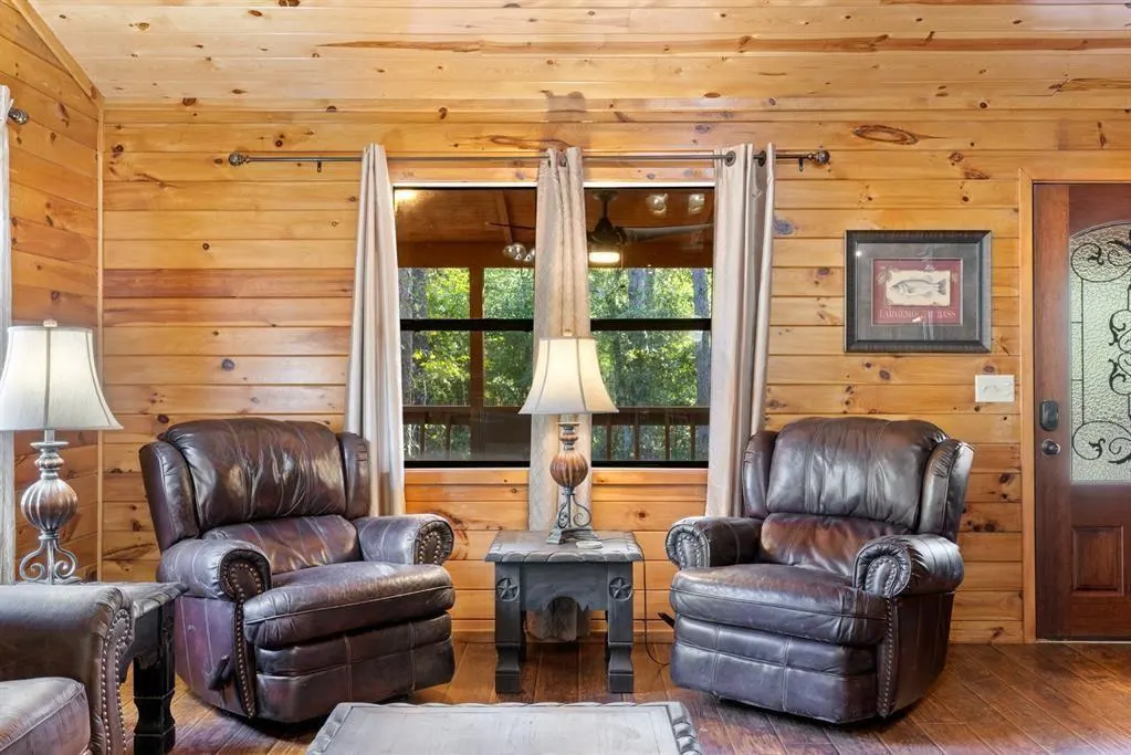 Photo 5 — 136 Mt. Herman Road, Broken Bow, OK 74728