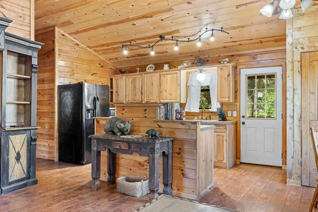 Photo 12 — 136 Mt. Herman Road, Broken Bow, OK 74728