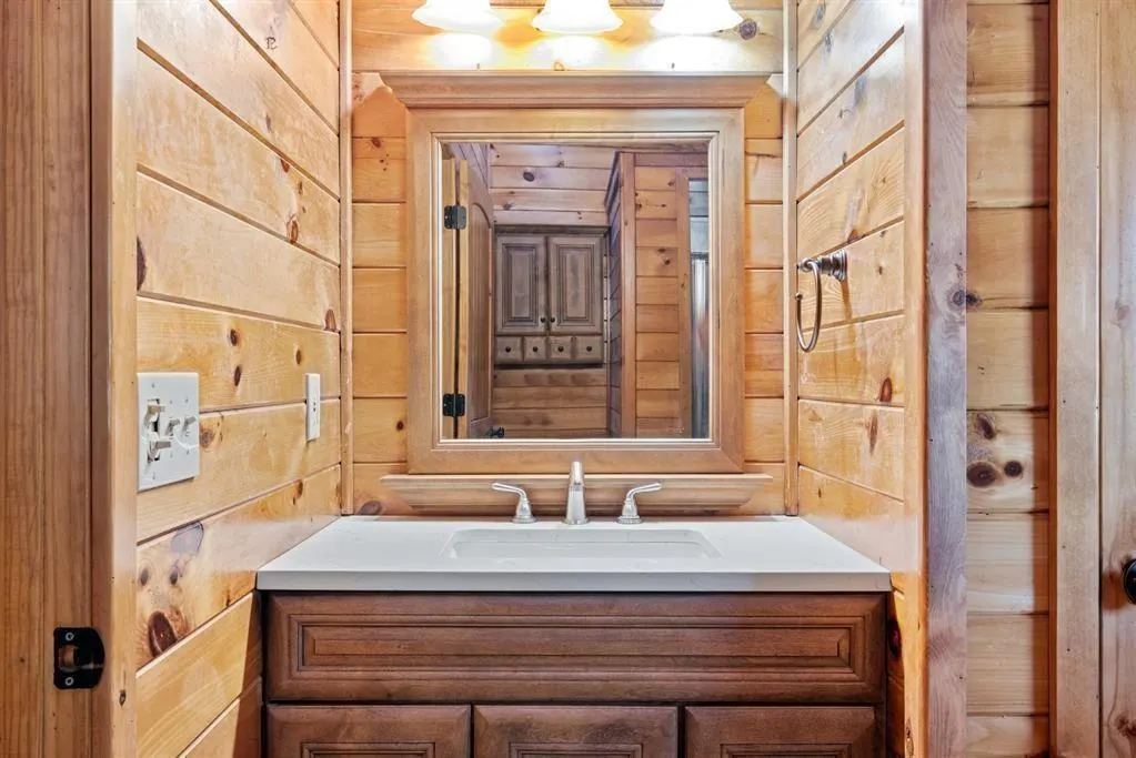 Photo 15 — 136 Mt. Herman Road, Broken Bow, OK 74728