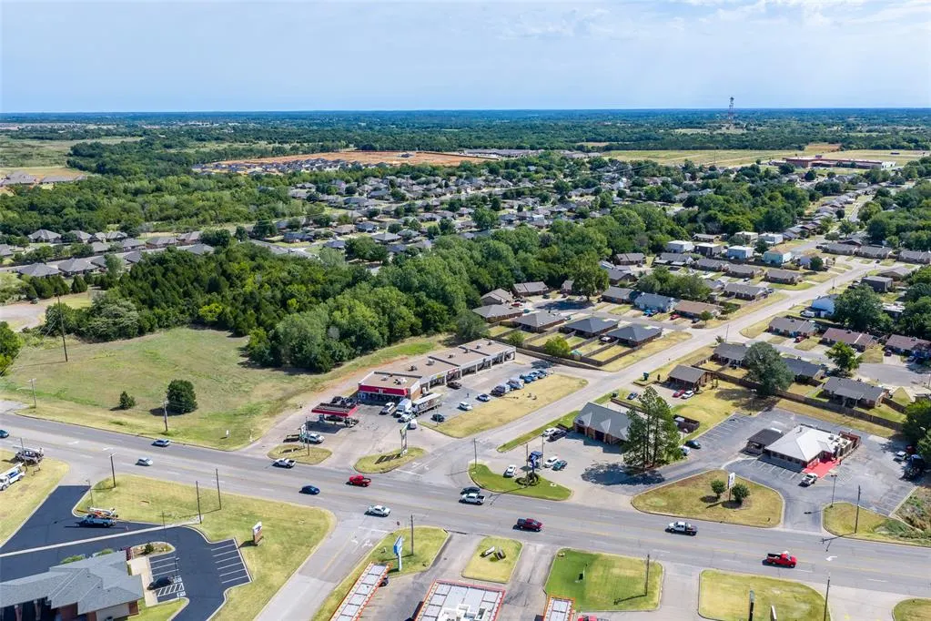 Photo 17 — 903 N Main Street, Noble, OK 73068