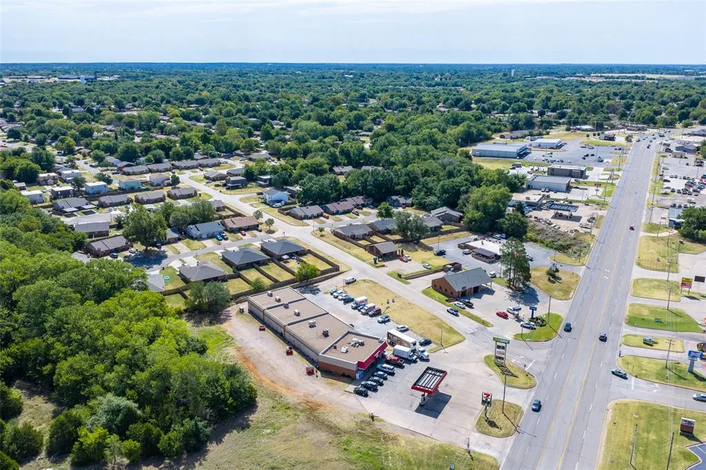 Photo 28 — 903 N Main Street, Noble, OK 73068