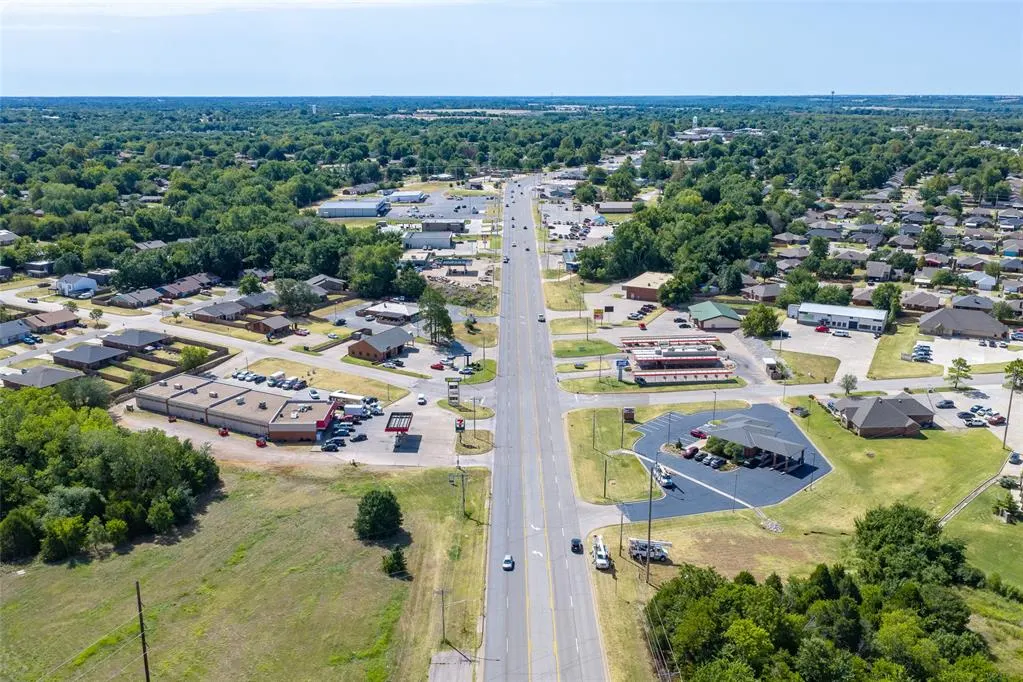 Photo 29 — 903 N Main Street, Noble, OK 73068