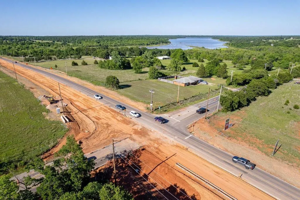 Front exterior — 21001 SE 74th Street, Newalla, OK 74857