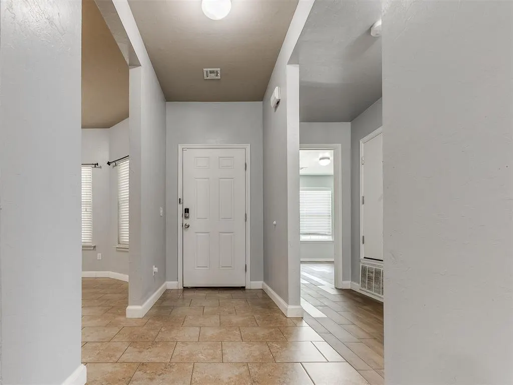 Photo 11 — 8416 SW 49th Circle, Oklahoma City, OK 73179