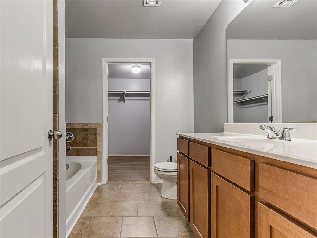 Photo 36 — 8416 SW 49th Circle, Oklahoma City, OK 73179