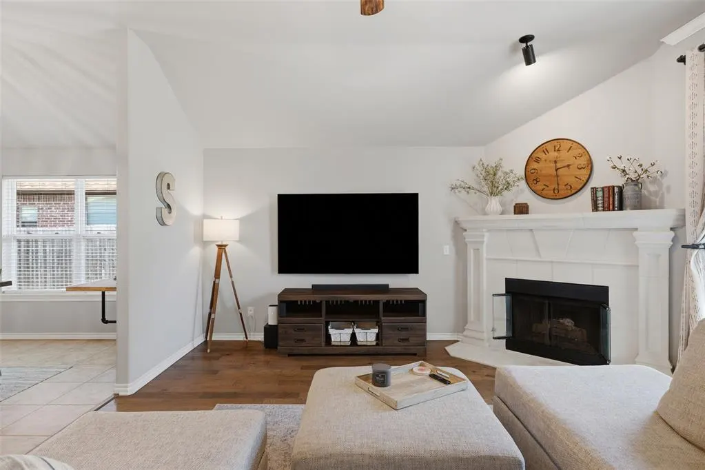 Photo 4 — 609 SW 6th Street, Oklahoma City, OK 73160