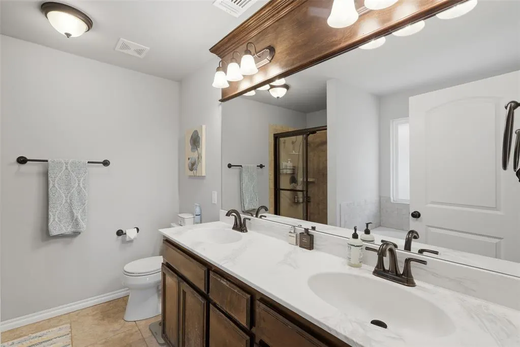 Photo 23 — 609 SW 6th Street, Oklahoma City, OK 73160