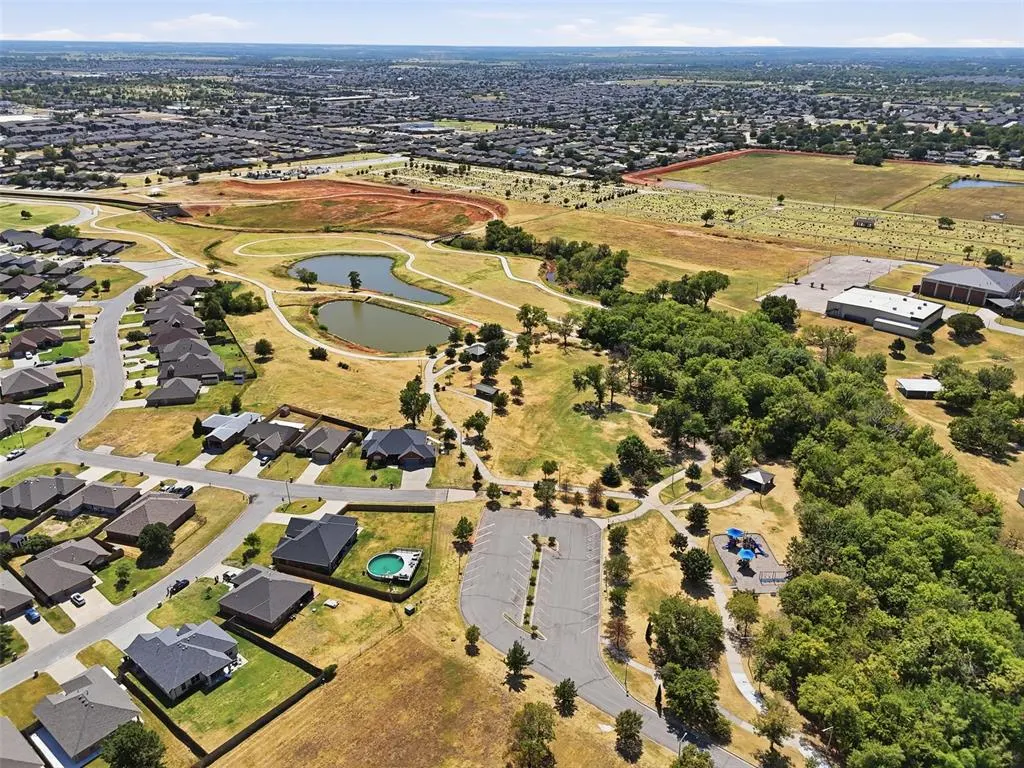 Photo 39 — 609 SW 6th Street, Oklahoma City, OK 73160