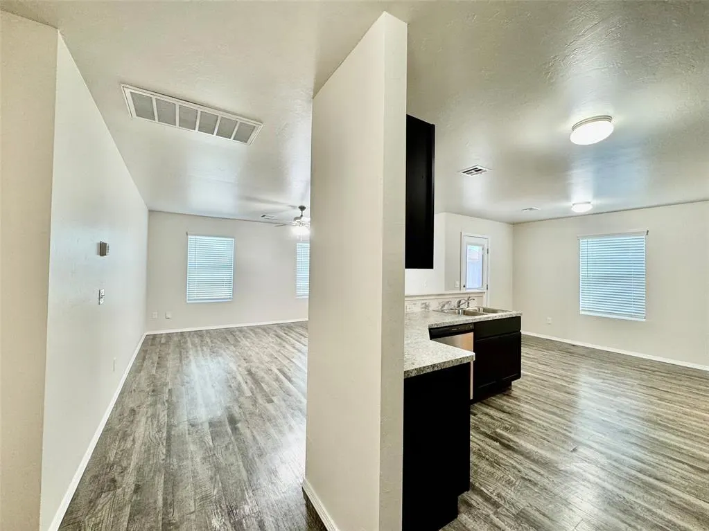 Photo 10 — 4212 Umbria Road, Oklahoma City, OK 73179