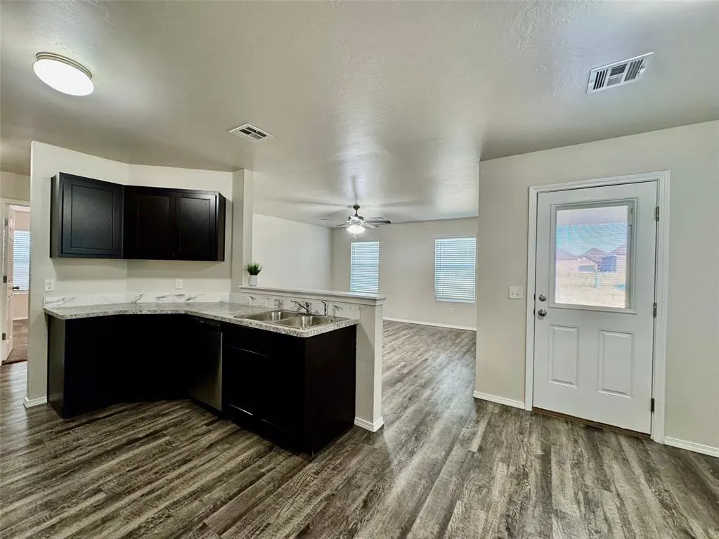 Photo 14 — 4212 Umbria Road, Oklahoma City, OK 73179