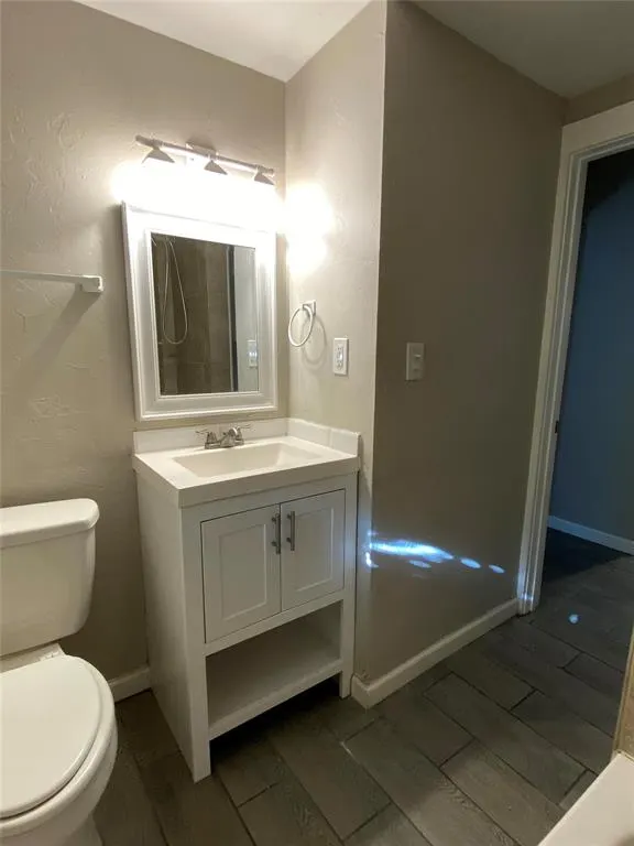 Photo 11 — 325 W 2nd Street, Edmond, OK 73003