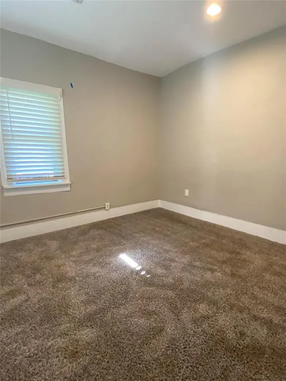 Photo 13 — 325 W 2nd Street, Edmond, OK 73003