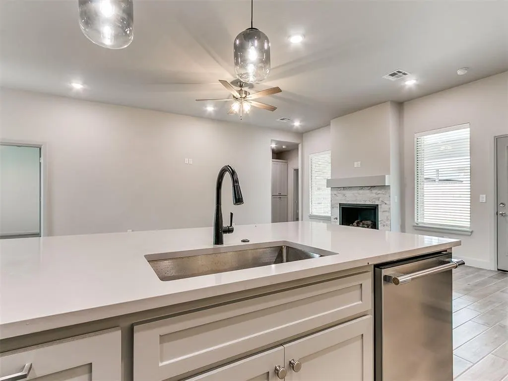 Photo 8 — 16108 Segovia Drive, Oklahoma City, OK 73170