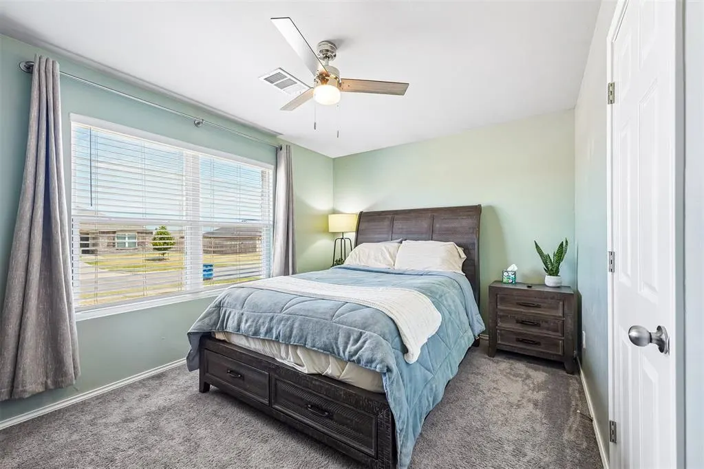 Photo 14 — 204 SE 4th Street, Newcastle, OK 73065