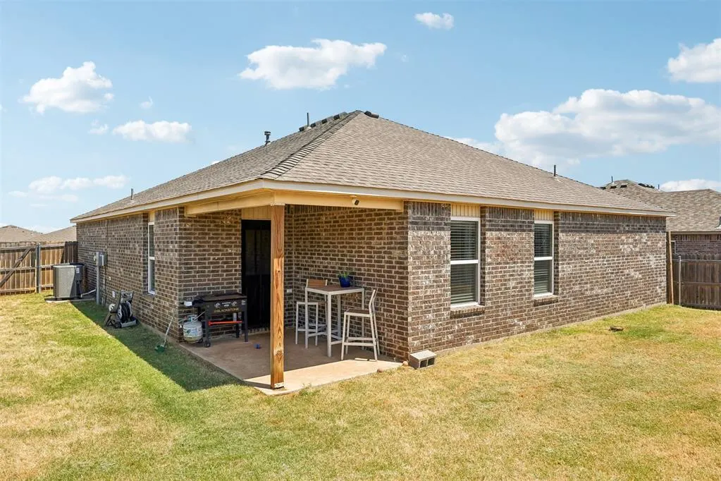 Photo 19 — 204 SE 4th Street, Newcastle, OK 73065