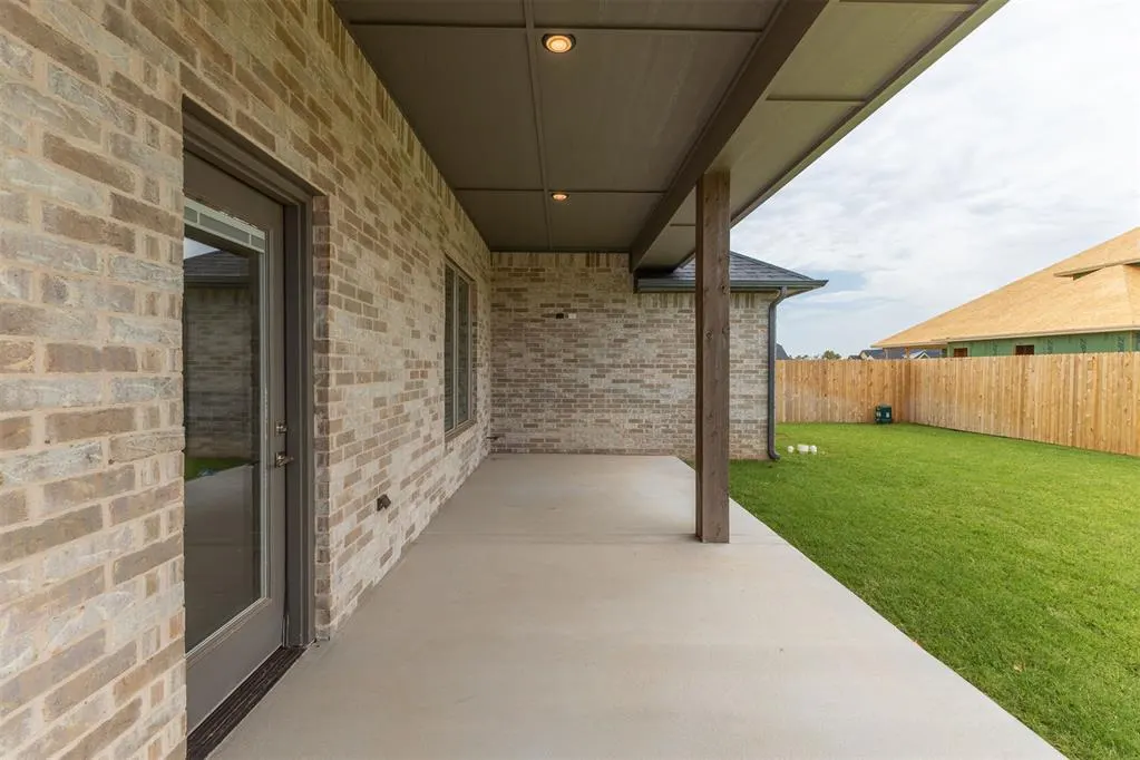 Photo 33 — 16025 Catalonia Place, Oklahoma City, OK 73170
